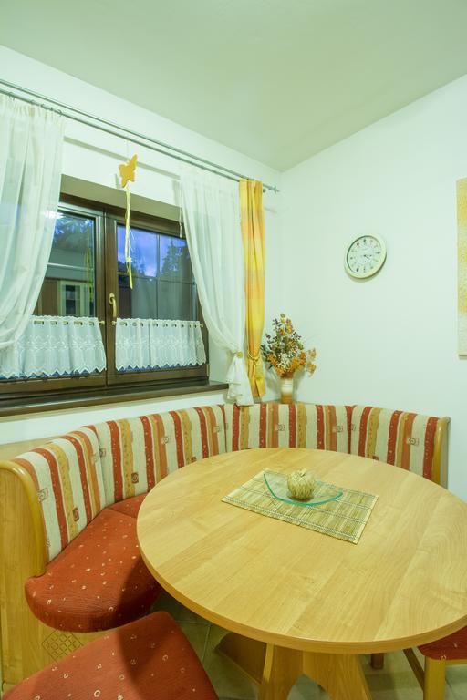 Vila Helena - Apartment Helena 2 鲁容贝罗克 客房 照片